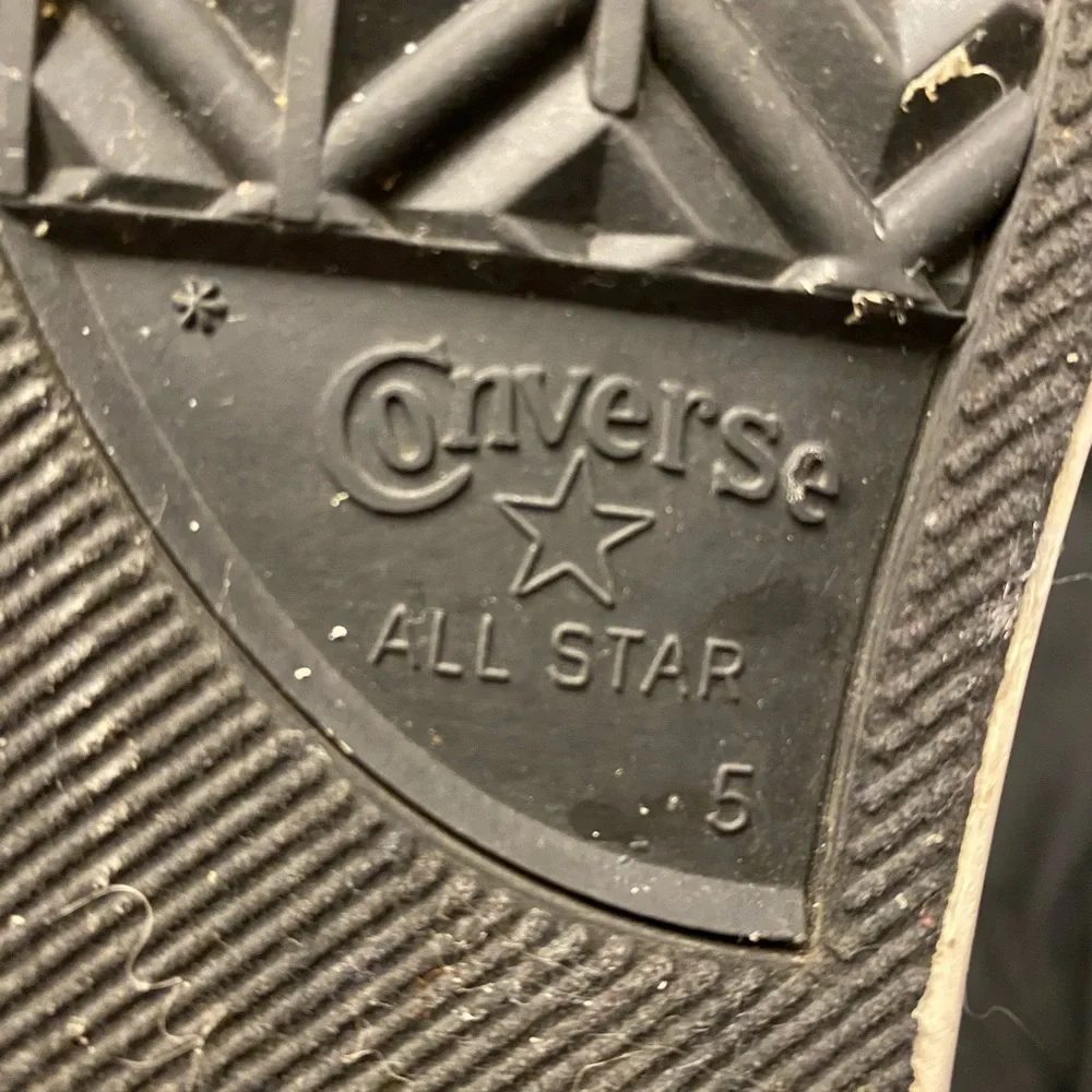 Converse-Blue Sparkle w/multi color laces-Junior 5 - Picture 5 of 6